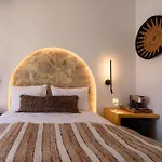 Olive Mykonos 아파트호텔 4*