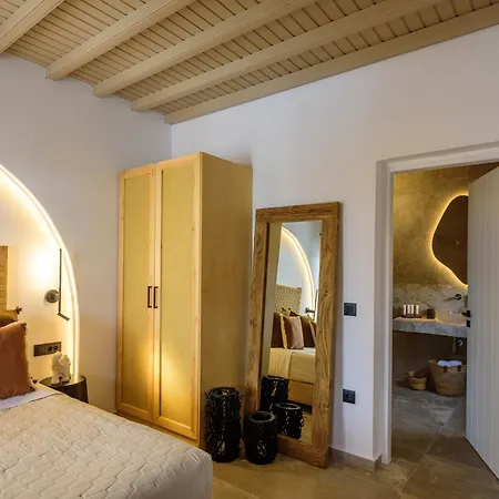 Olive Mykonos Aparthotel 4*