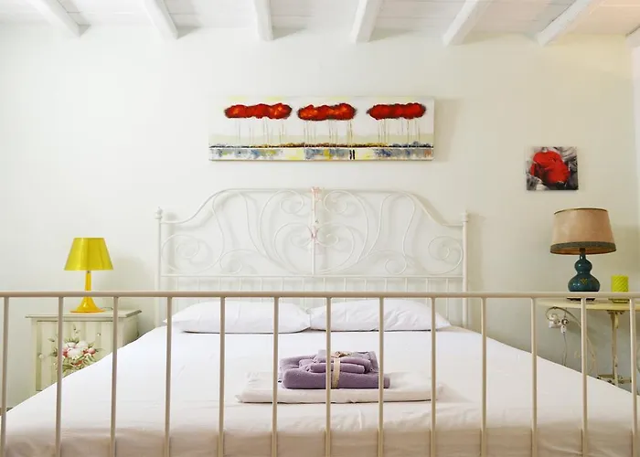 橄榄米科诺斯岛别墅