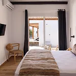 Olive Mykonos Aparthotel