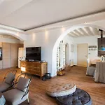 Olive Mykonos 4*
